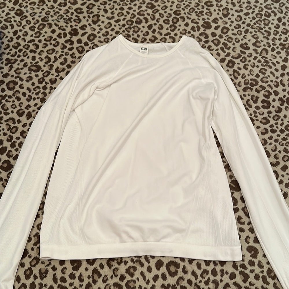 athleta girl long sleeve fitted top. Only worn once! Looks brand new